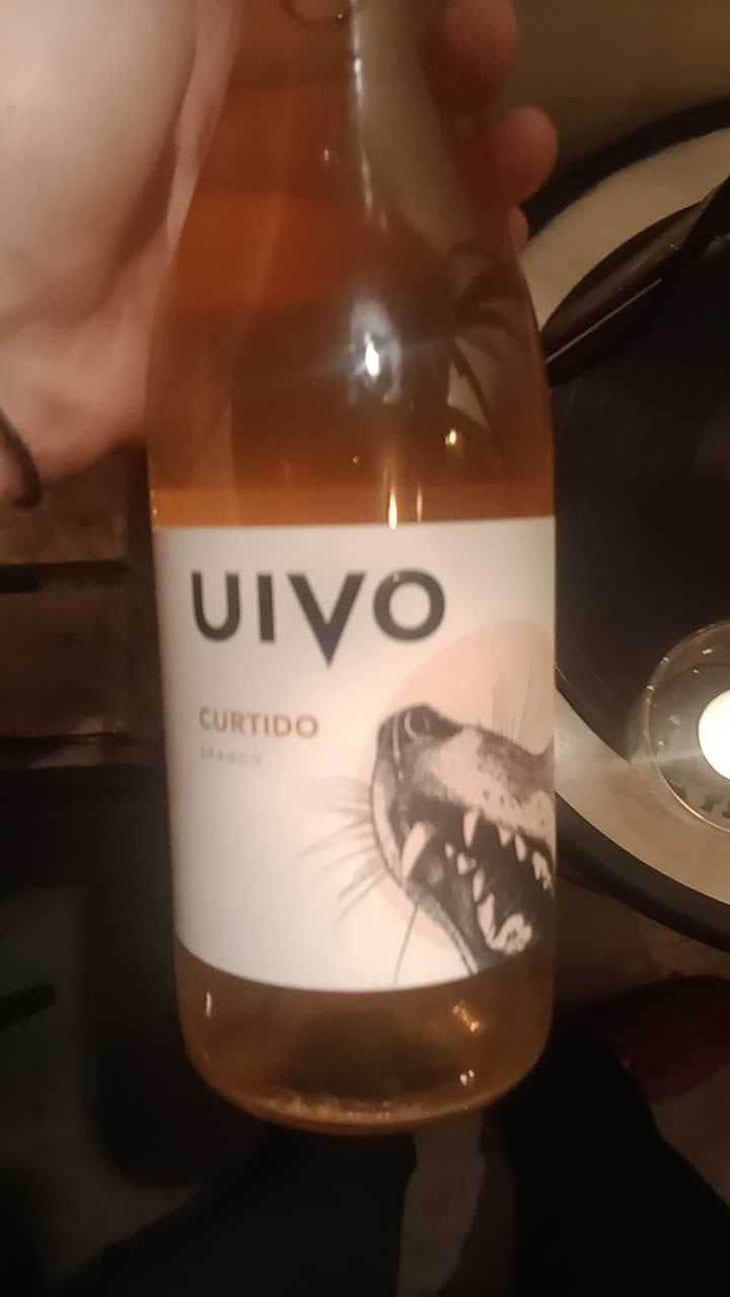 Uivo Curtido - Folias de Baco - Tiago Sampaio 