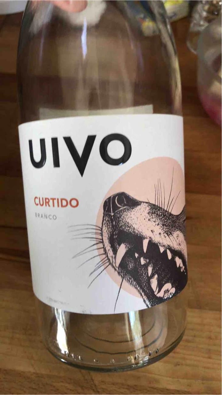 Uivo Curtido - Folias de Baco - Tiago Sampaio 