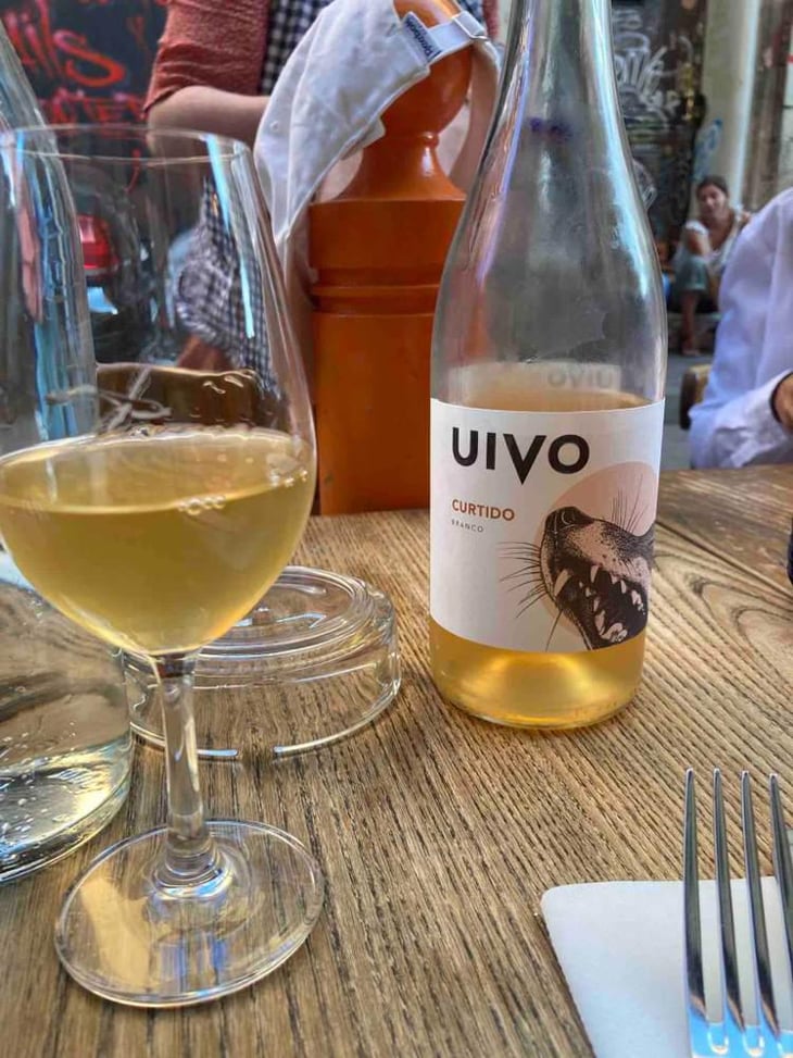 Uivo Curtido - Folias de Baco - Tiago Sampaio 