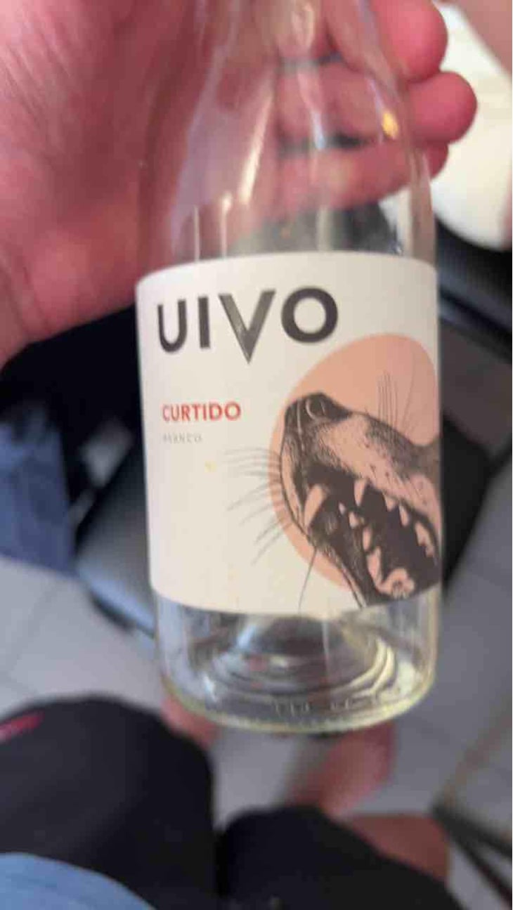 Uivo Curtido - Folias de Baco - Tiago Sampaio 