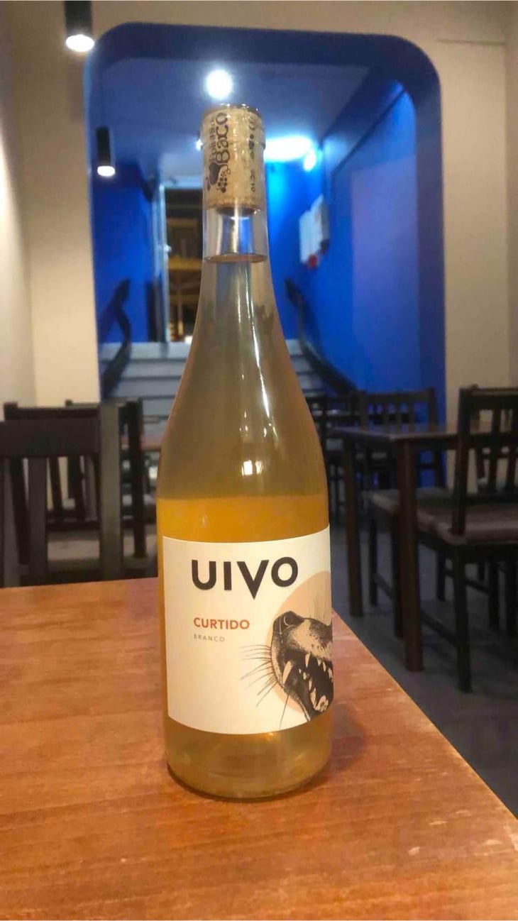 Uivo Curtido - Folias de Baco - Tiago Sampaio 