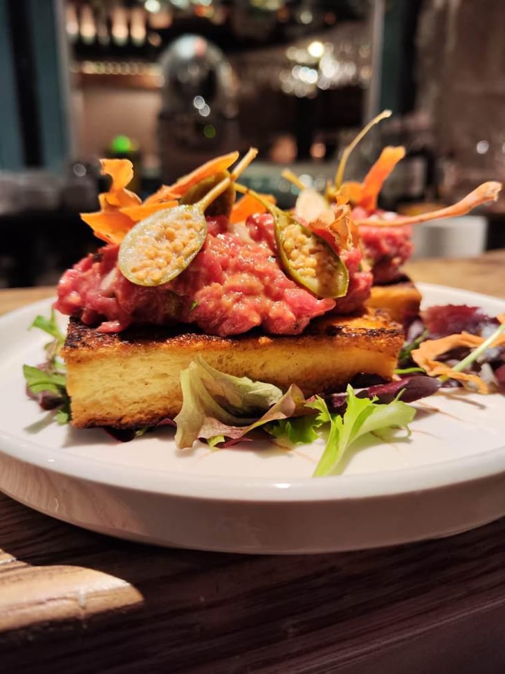 Tartare De Boeuf Sur Sa Brioche - Bistro Dalpozzo - 578492