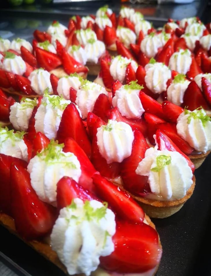 Tartelette  Aux Fraises Crème Légère Vanille - La Buvette - 420790
