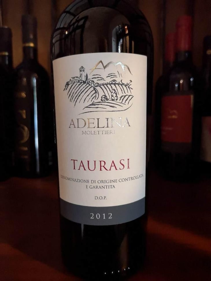 TAURASI Docg - Adelina Molettieri - Adelina Molettieri 