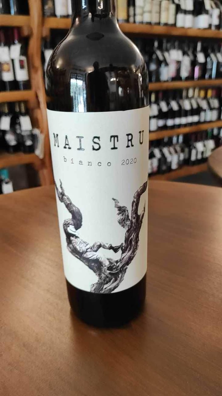 Maistru - Cantina Sa Defenza - Pietro, Paolo & Anna Marchi 