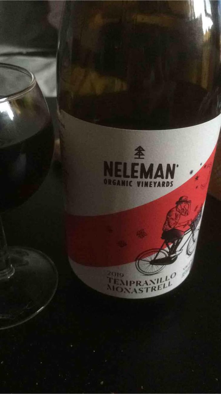 Tempranillo Monastrel - Valencia - Derrick Neleman 