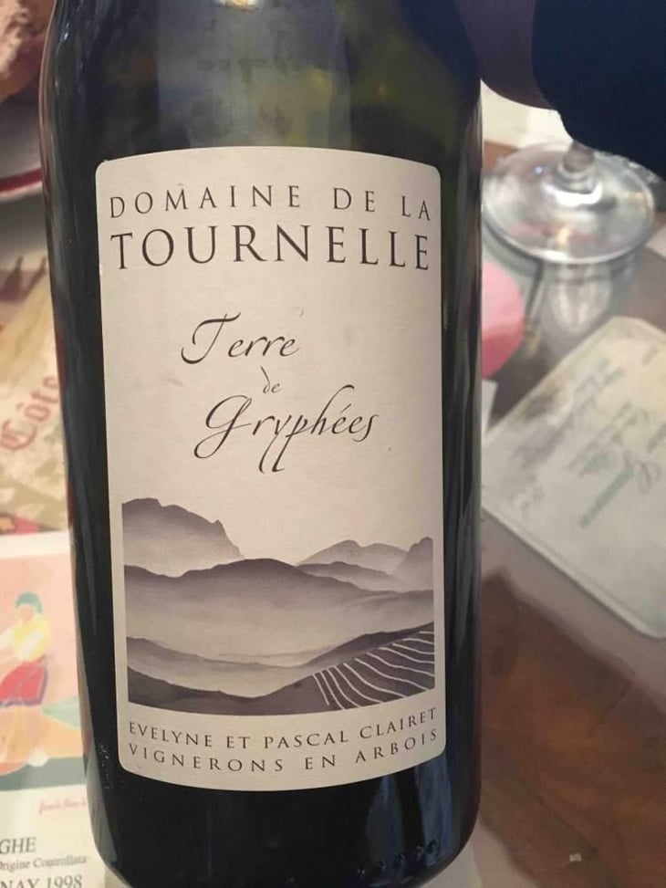Terre de Gryphées - Domaine de la Tournelle - Evelyne Clairet 