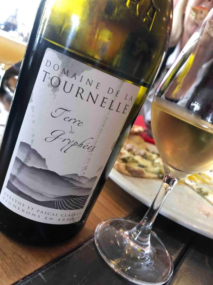 Terre de Gryphées - Domaine de la Tournelle - Evelyne Clairet 