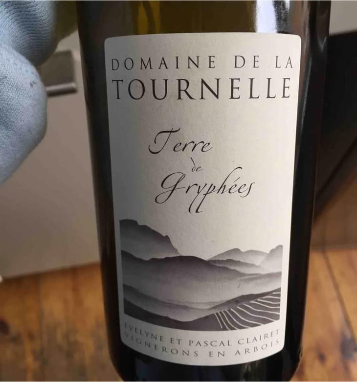 Terre de Gryphées - Domaine de la Tournelle - Evelyne Clairet 