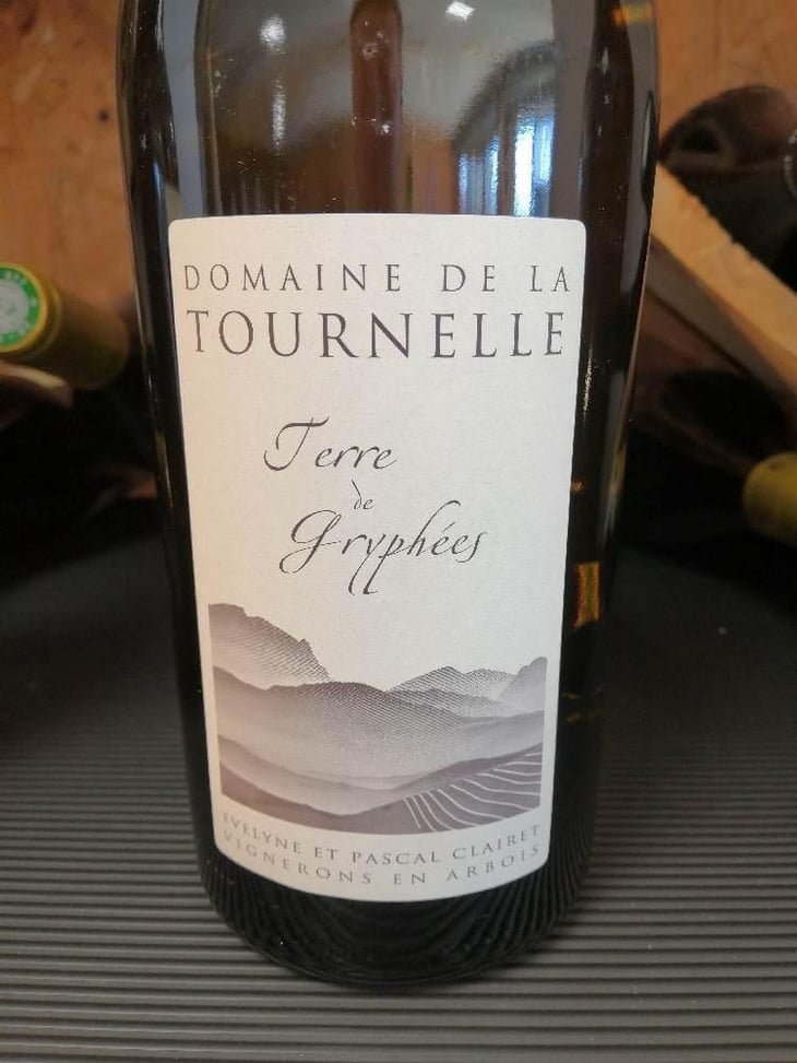 Terre de Gryphées - Domaine de la Tournelle - Evelyne Clairet 