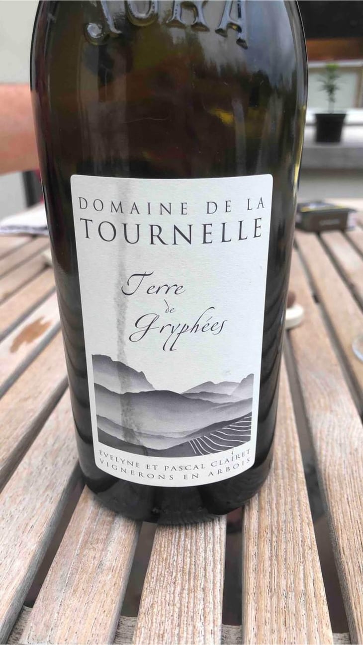 Terre de Gryphées - Domaine de la Tournelle - Evelyne Clairet 