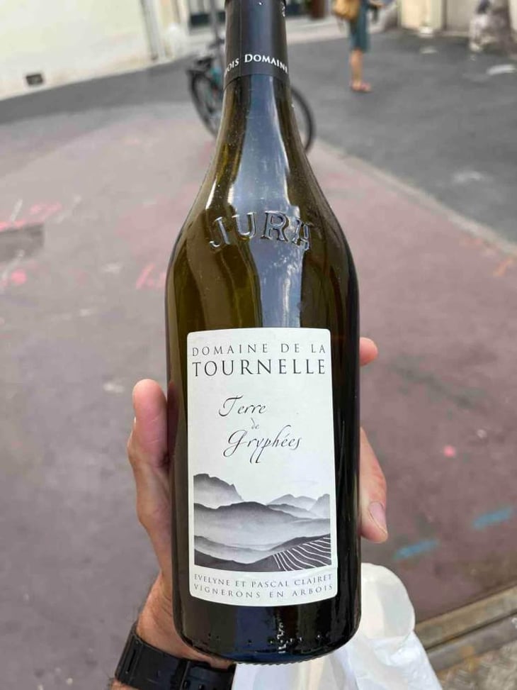 Terre de Gryphées - Domaine de la Tournelle - Evelyne Clairet 
