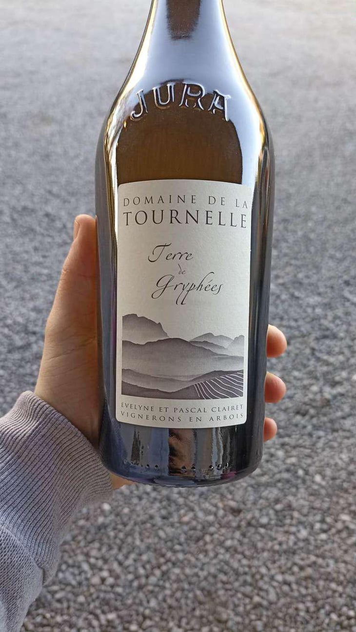 Terre de Gryphées - Domaine de la Tournelle - Evelyne Clairet 