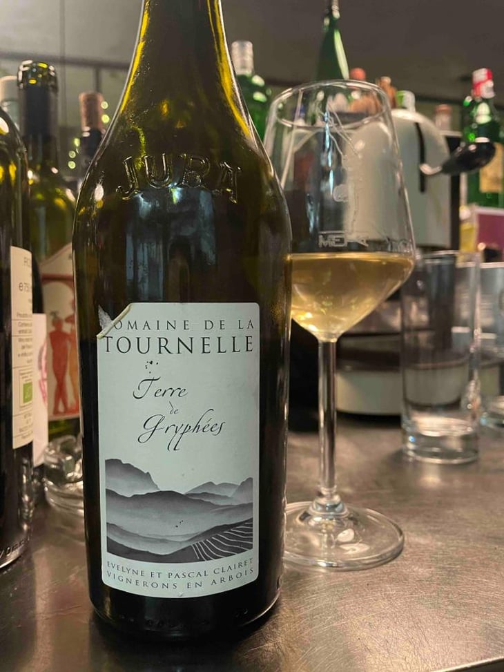 Terre de Gryphées - Domaine de la Tournelle - Evelyne Clairet 