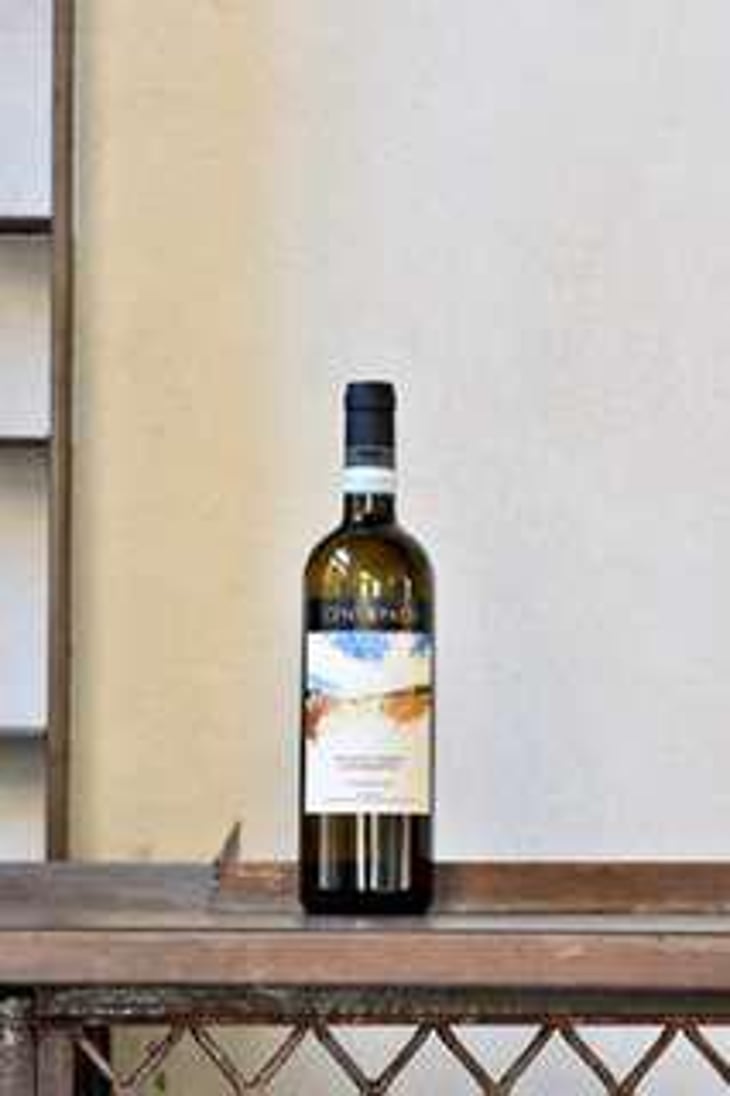 Terre rosse di giabbascio - Hibiscus- Azienda agricola e agriturismo - Nicola & Margherita Longo -2021
