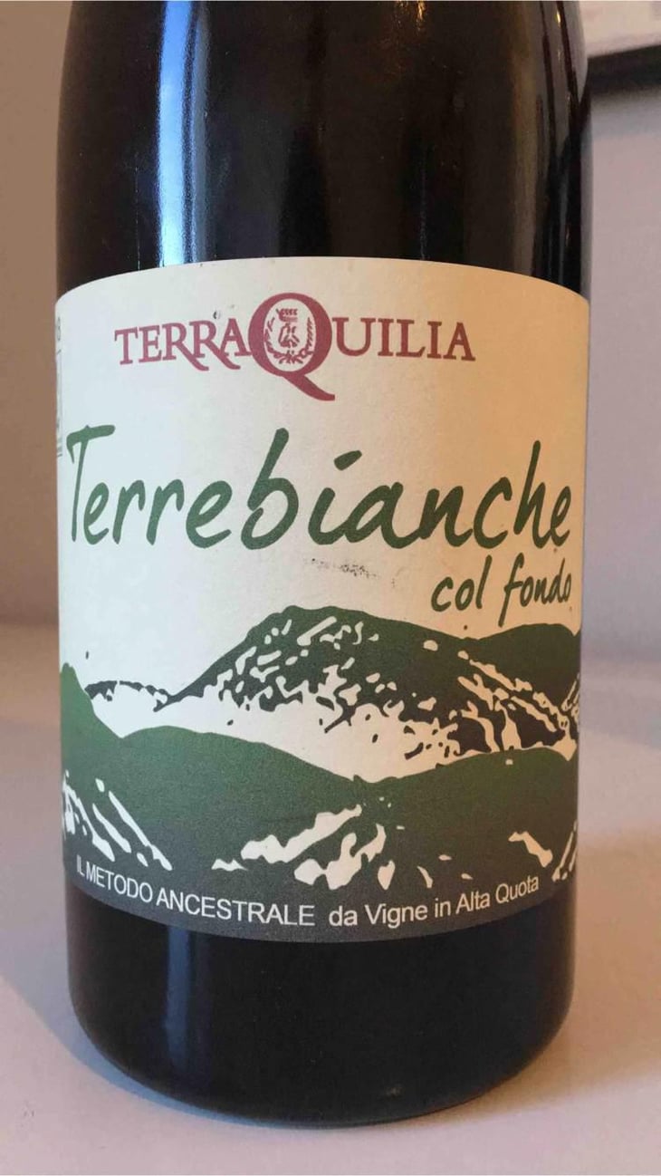 Terrebianche col fondo - TerraQuilia Società Agricola S.S. - Romano & Giorgia Mattioli 