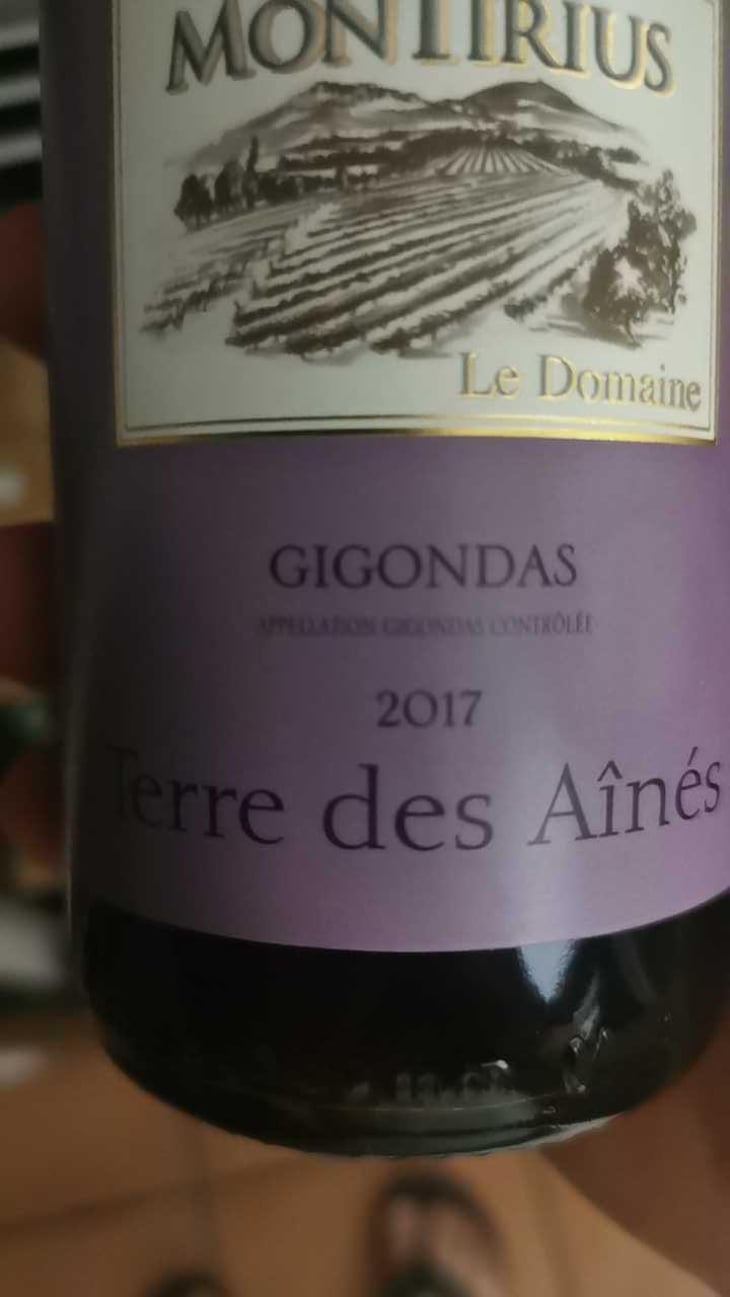 Terres des Aînés - Domaine Montirius - Justine, Manon, Christine & Eric Saurel 