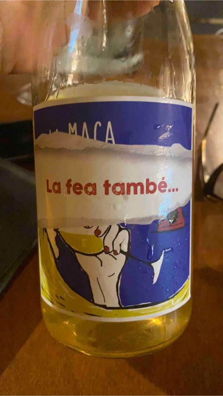 La Fea També - Les Cantarelles - Nuria Renom Suárez 