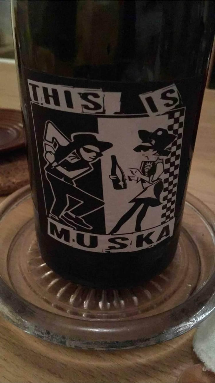 This Is Muska - Domaine in Black - Lambert Spielmann 