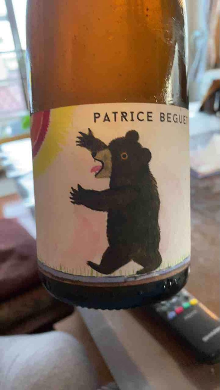 Three Views of a Secret - Domaine Hughes-Beguet - Caroline & Patrice Hughes Béguet -2019