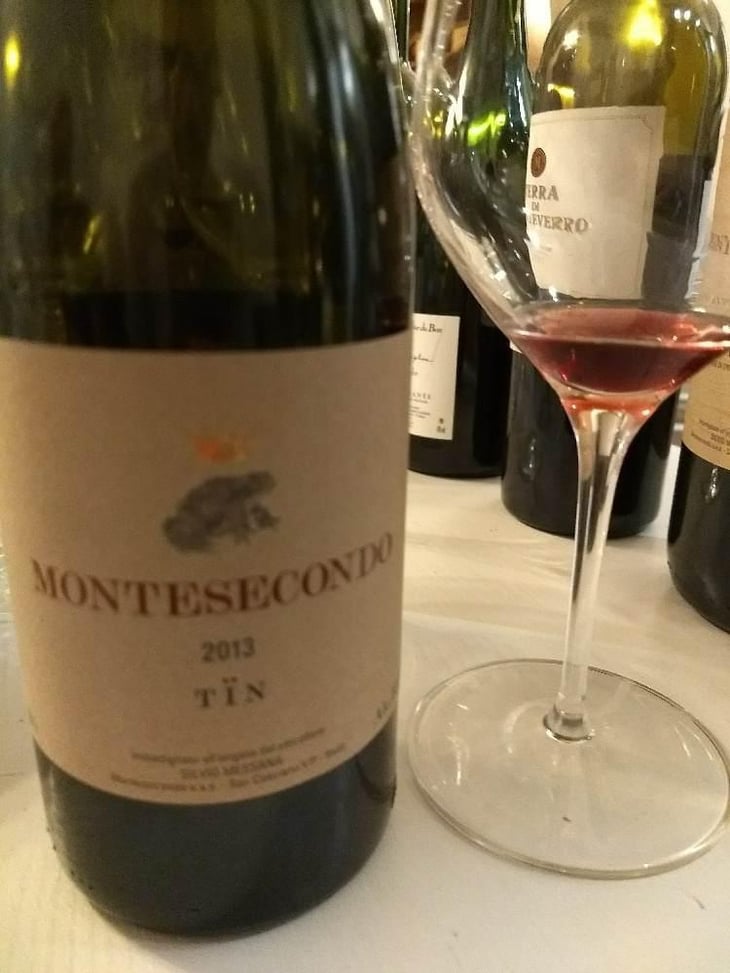 Tïn Sangiovese - Montesecondo - Silvio Messana 
