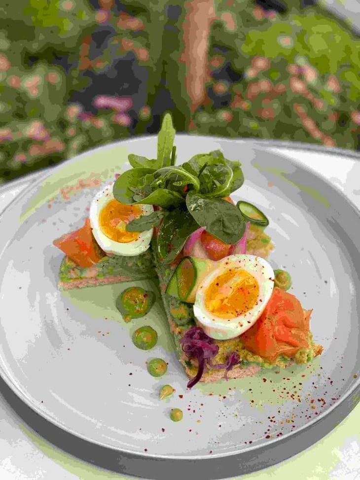 Toast Mama Baker Avocat Gravlax Œuf Bio - Café Paulette - 348779