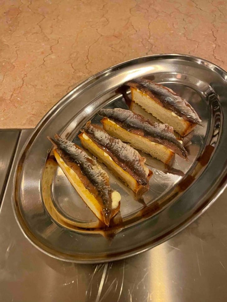 Toasted Bread, Butter & Anchovies - Deposito - 787008