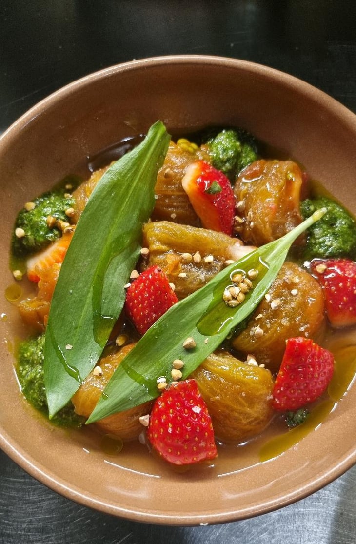 Tomates D'Hiver, Fraises, Pesto Ail Des Ours - Panorama - 600770