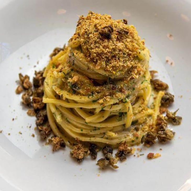 Tonnarelli Con Burro Alle Alici Di Cetara "Armatore", Capperi Fritti E Briciole Di Pane Al Finocchietto - Casadora - 464691