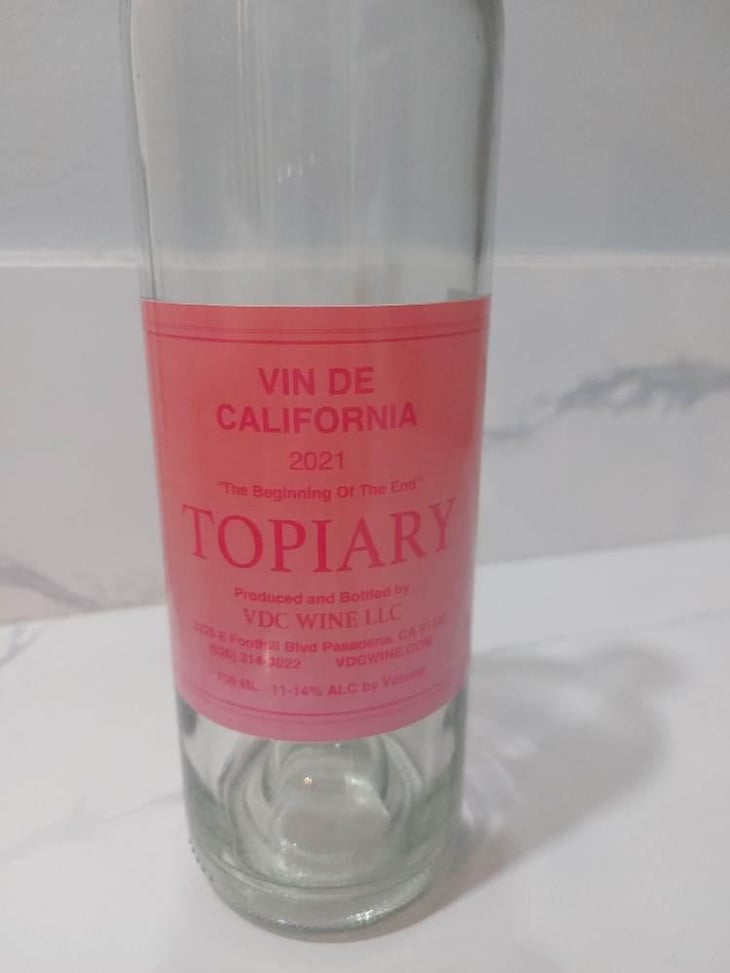 Topiary - Rose - Kate & Adam Vourvoulis -2021