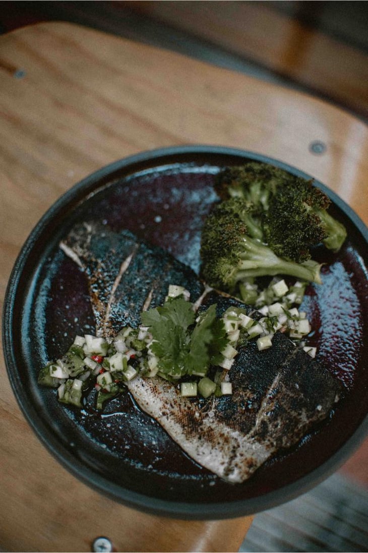 Torched Trout Filet, Kiwi & Broccoli - Marlou - 679563