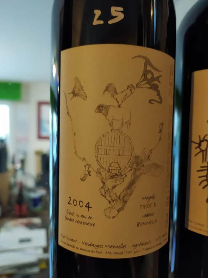 Totem - Domaine du Pech - Magali Tissot & Ludovic Bonnelle 