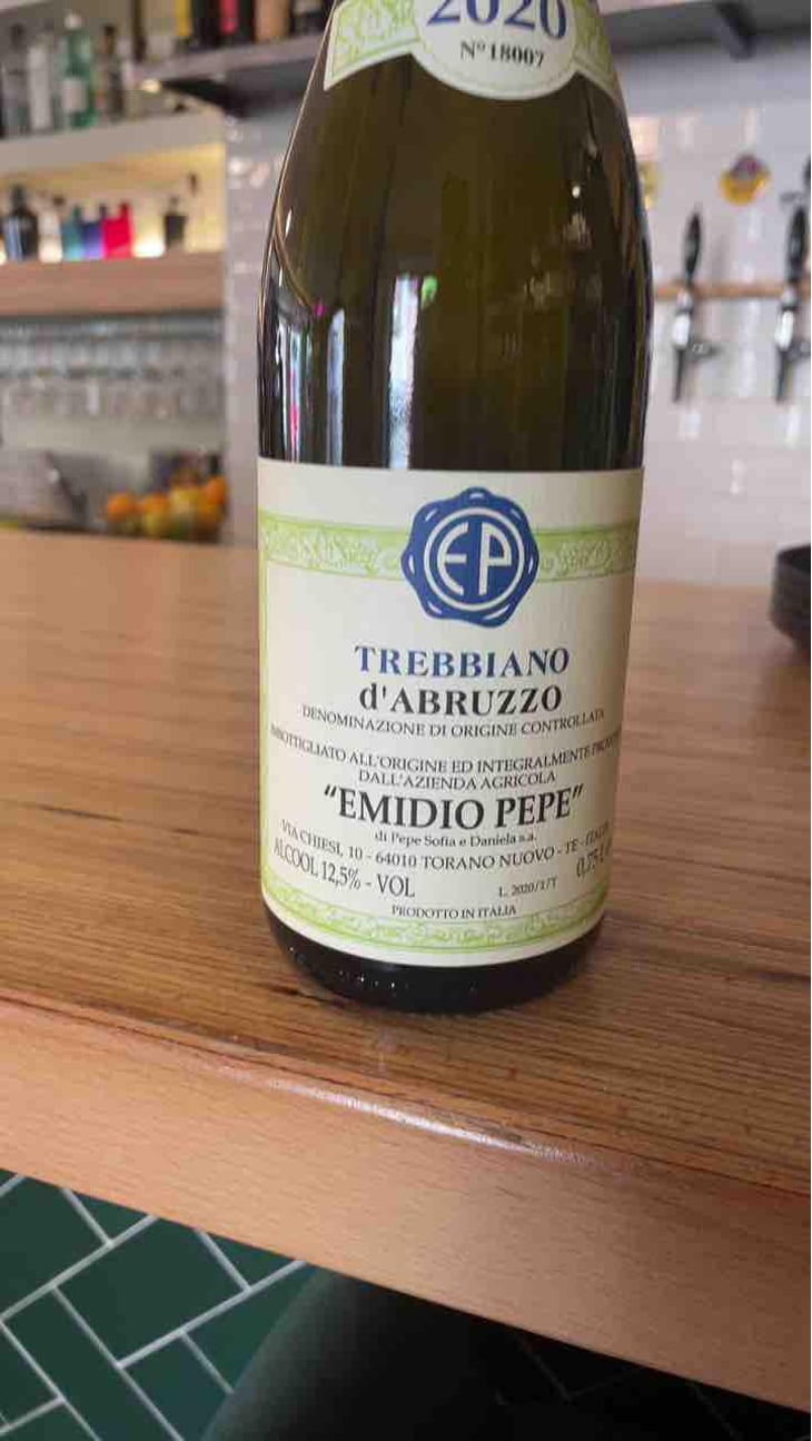 Trebbiano d’Abruzzo - Az. Agr. Emidio Pepe - Daniela & Sofia Pepe 