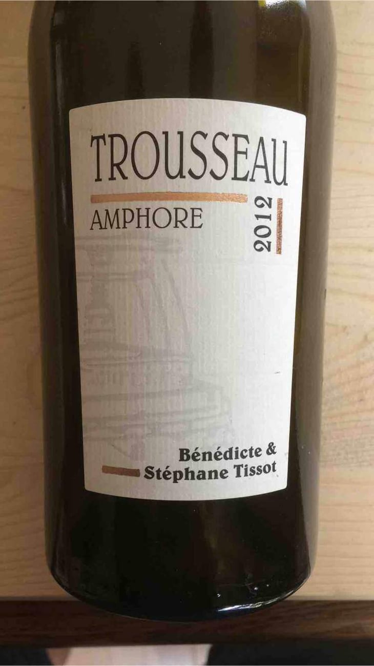 Trousseau Amphore - Domaine André & Mireille Tissot - Bénédicte & Stéphane Tissot 