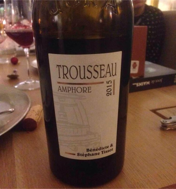 Trousseau Amphore - Domaine André & Mireille Tissot - Bénédicte & Stéphane Tissot 