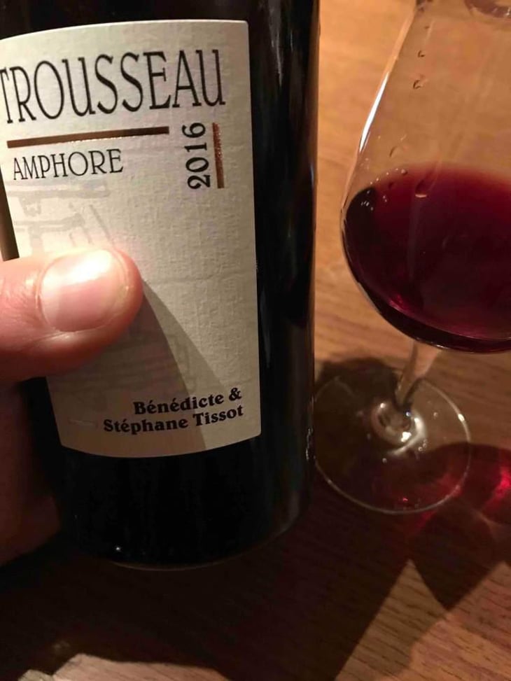 Trousseau Amphore - Domaine André & Mireille Tissot - Bénédicte & Stéphane Tissot 