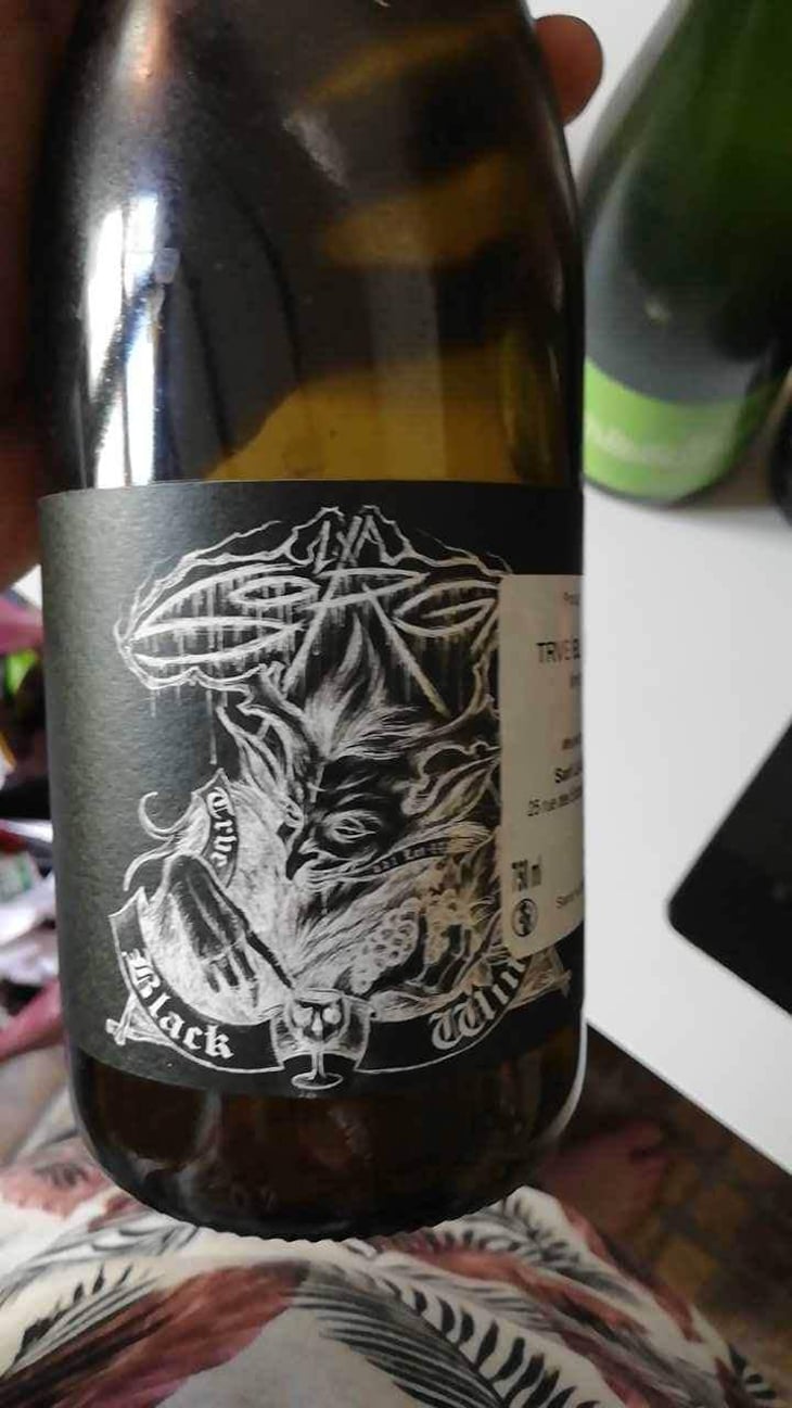 True Black Wine - La Sorga - Antony Tortul 