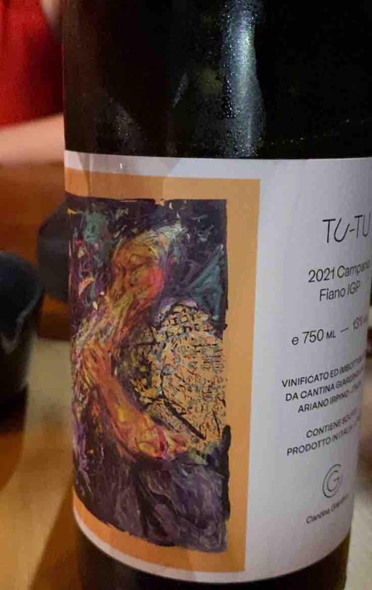 Tu-tu - Cantina Giardino - Antonio Di Gruttola & Daniela De Gruttola 
