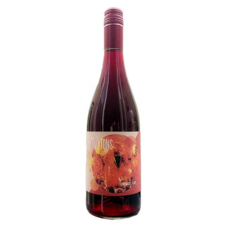 Two Tons - Charlie & Echo Winery - Eric Van Drunen 