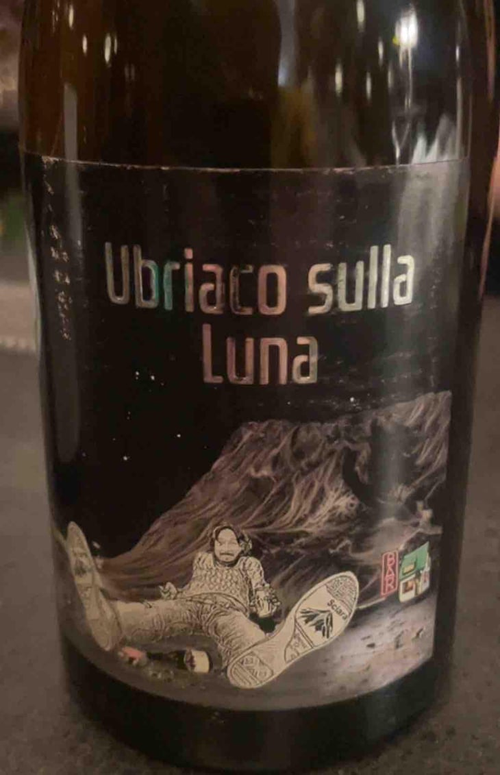 Ubriaco sulla luna - Azienda agricola sciara - Stef Yim 