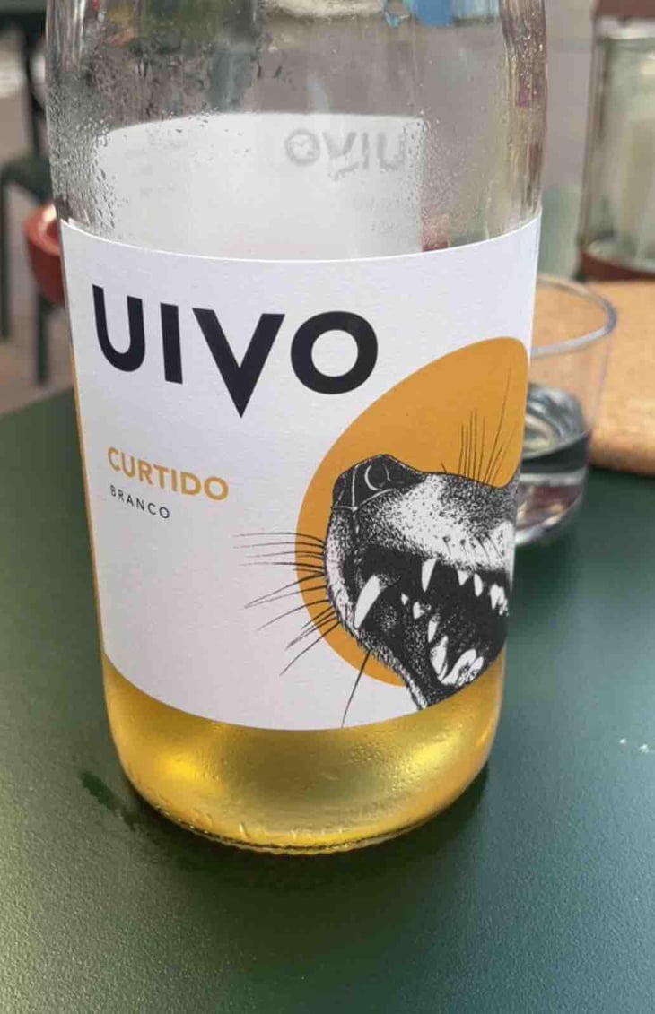 Uivo Curtido - Folias de Baco - Tiago Sampaio 