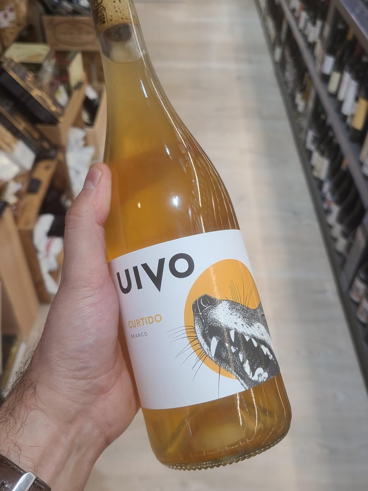 Uivo Curtido - Folias de Baco - Tiago Sampaio 