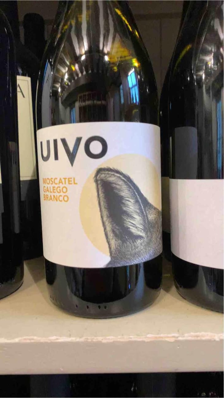 Uivo Moscatel Galego Branco - Folias de Baco - Tiago Sampaio -2022