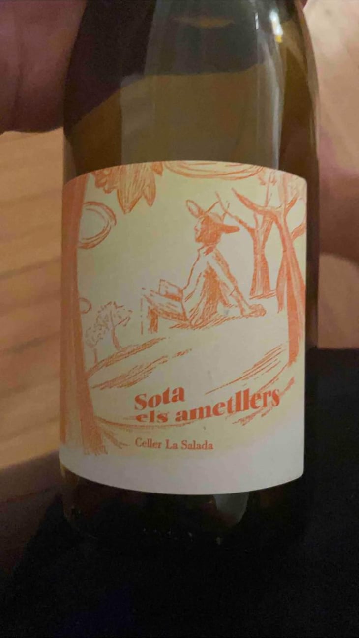 Sota els Ametllers - Celler La Salada - Toni Carbó 