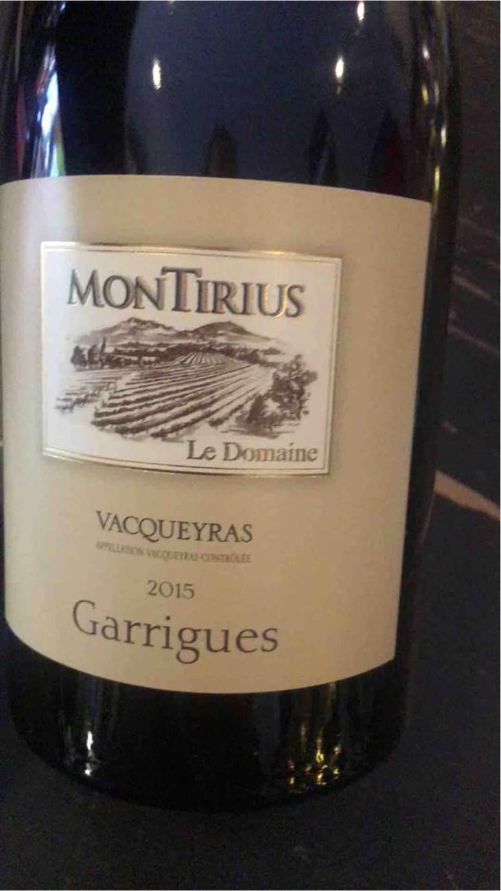 Vacqueyras Garrigues - Domaine Montirius - Justine, Manon, Christine & Eric Saurel 