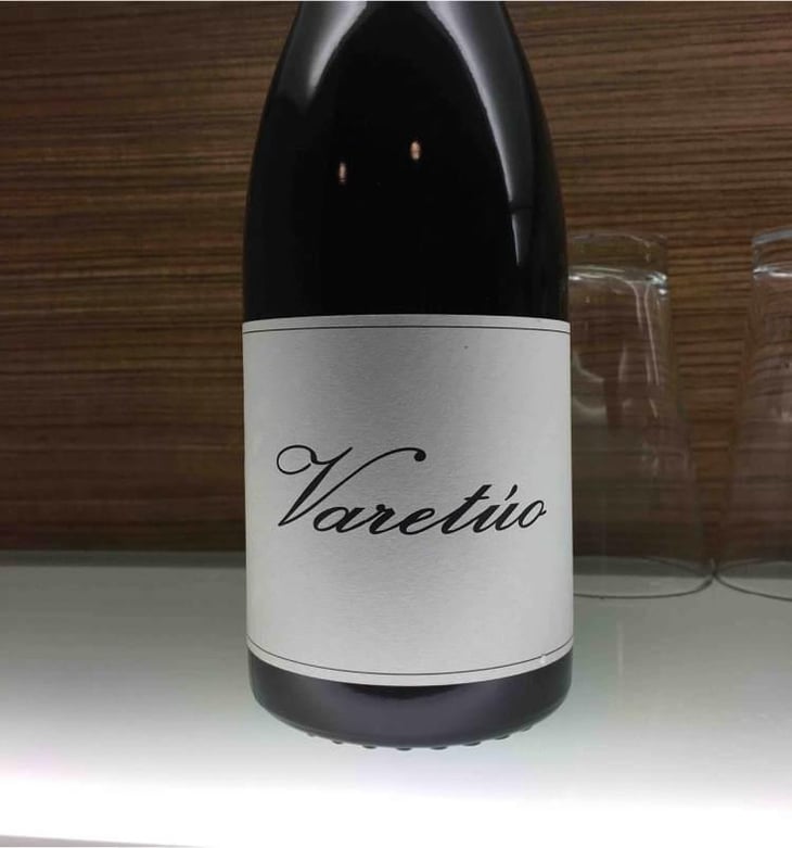 Varetúo - Barranco Oscuro - Manuel & Lorenzo Valenzuela 