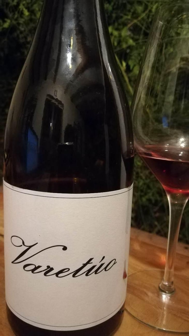 Varetúo - Barranco Oscuro - Manuel & Lorenzo Valenzuela 