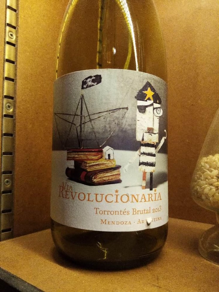 Via Revolucionária Torrontès Brutal - Passionate Wine - Matias Michelini 