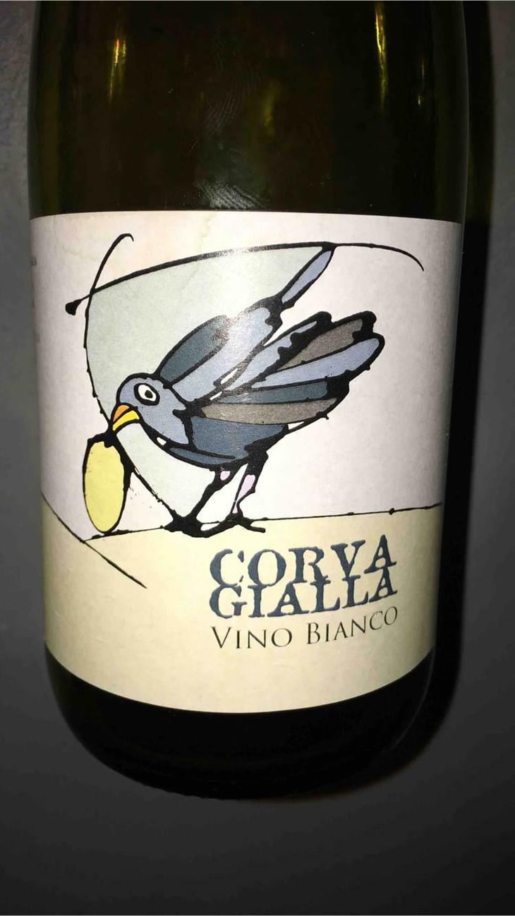 Vino Bianco - Azienda Agricola Corvagialla - Beatrice Arweiler 
