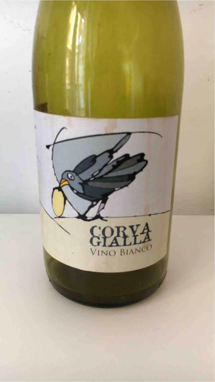 Vino Bianco - Azienda Agricola Corvagialla - Beatrice Arweiler 